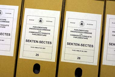 Foto : dossiers van onderzoekscommissies